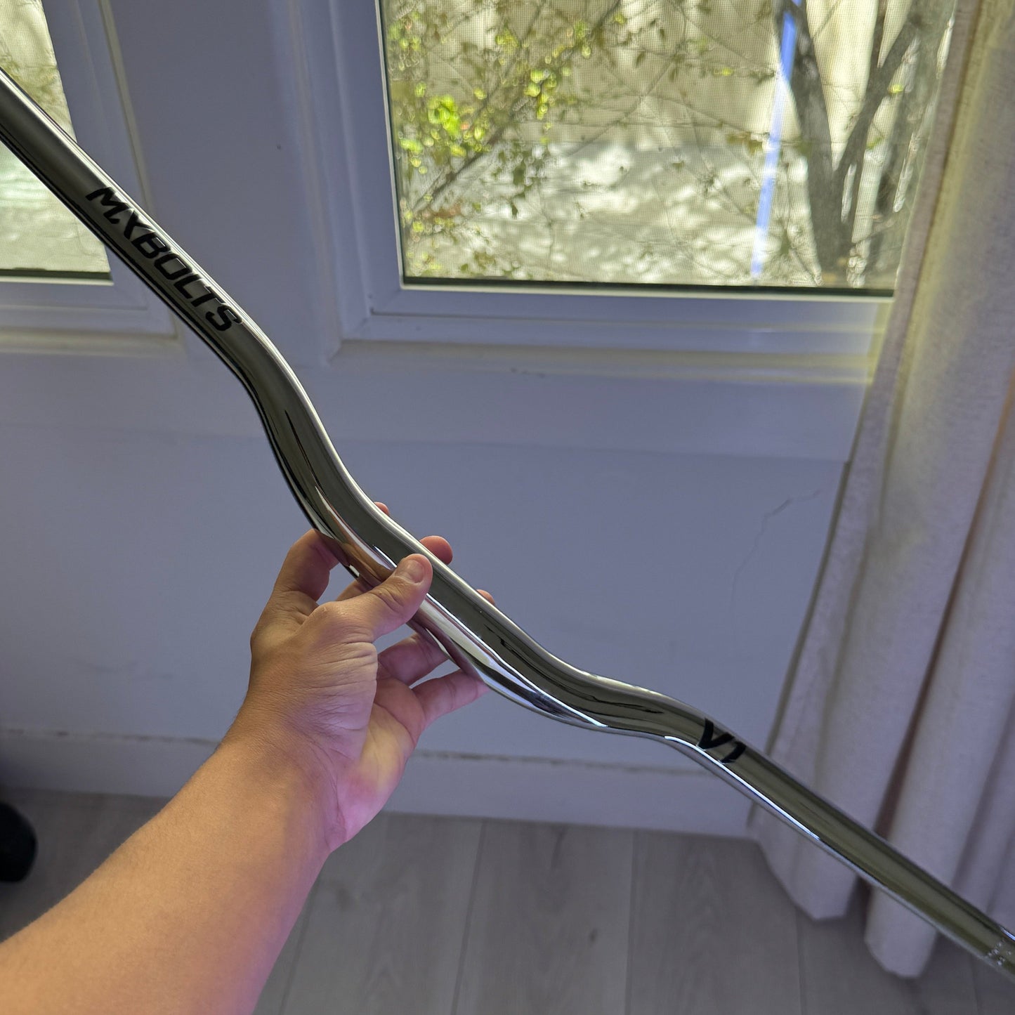 MXBOLTS Chrome Handlebar (31.8mm) (COLLECTIVE)