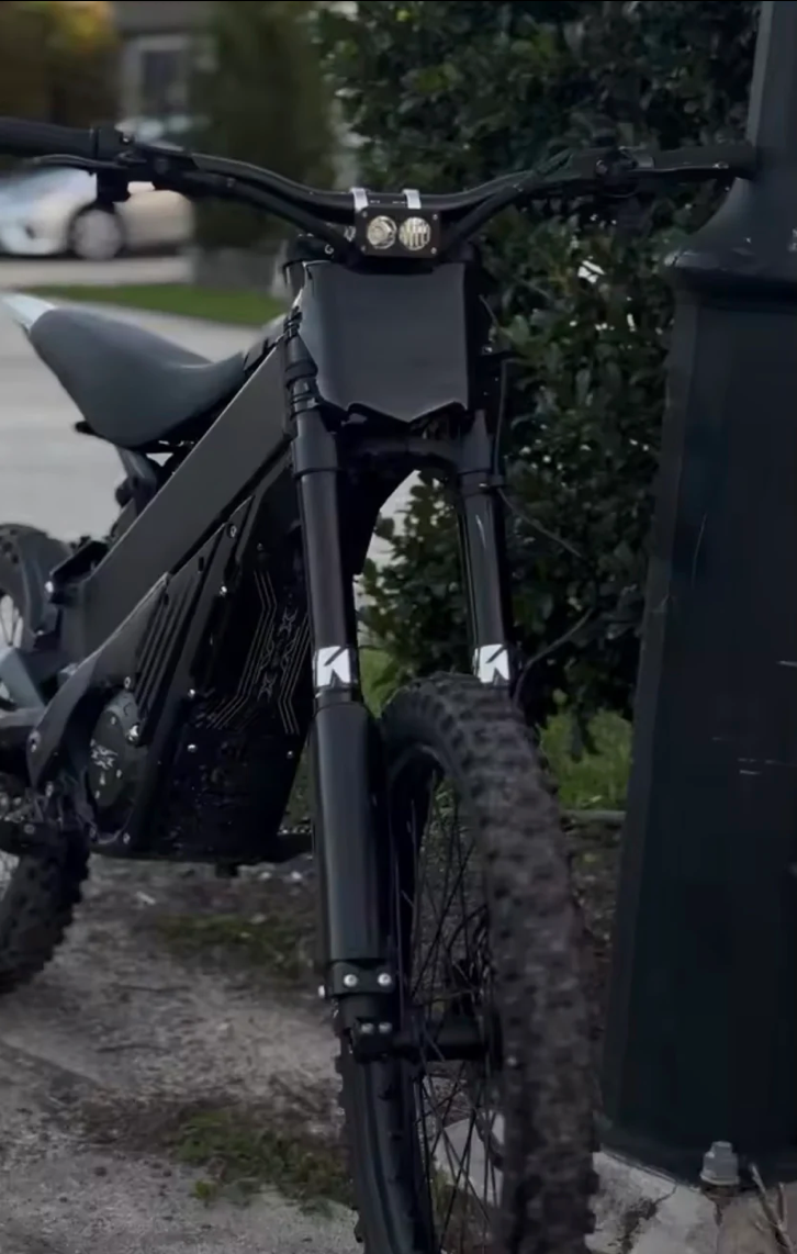 Glossy Motocutz Plate