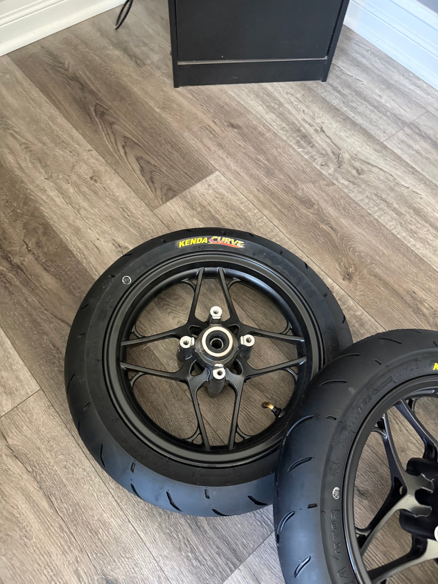 Tubeless Supermoto Wheels (Tuttio / Yozma) – Pre Order