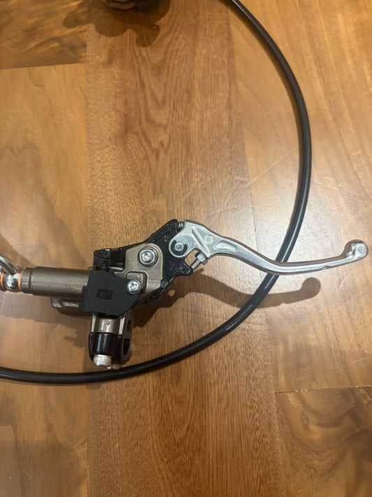 Pre bled ETM rtr ultra bee brakes (rear brake)