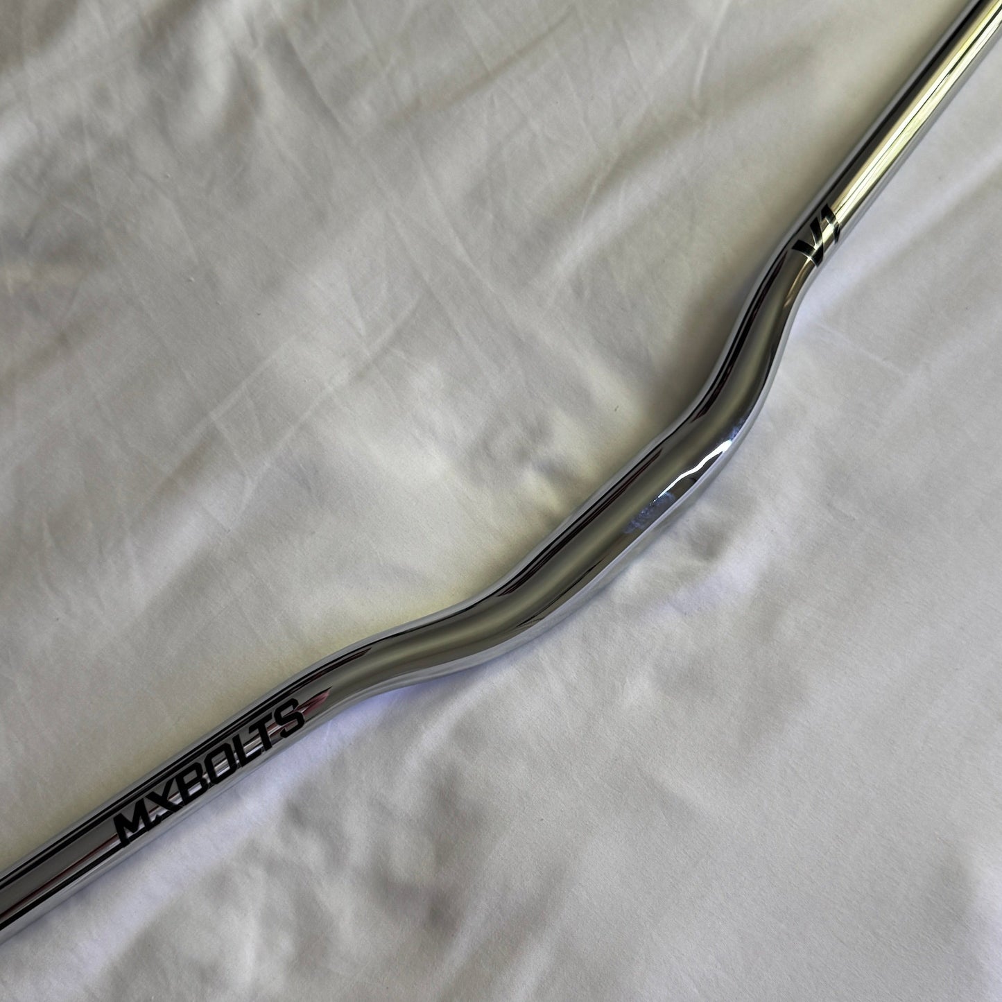 MXBOLTS Chrome Handlebar (31.8mm) (COLLECTIVE)