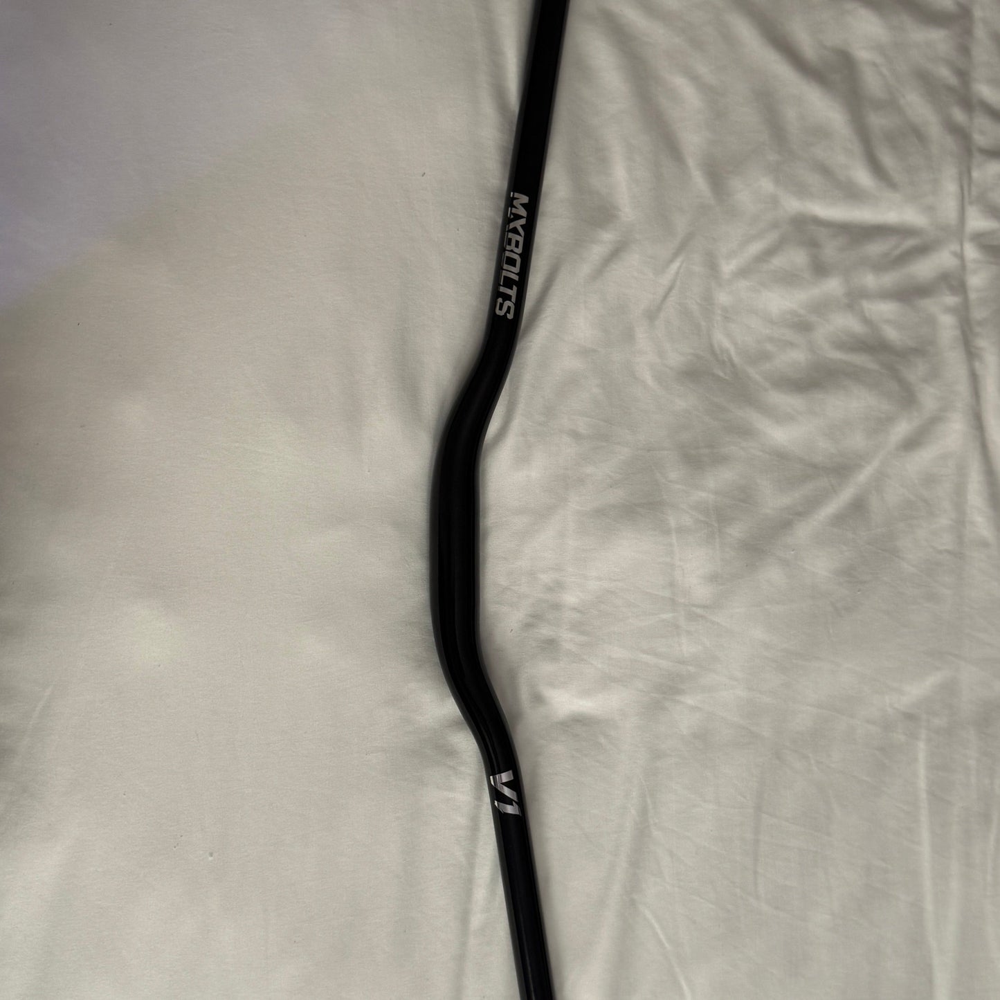 MXBOLTS Gloss Black Handlebar (31.8mm) (COLLECTIVE)