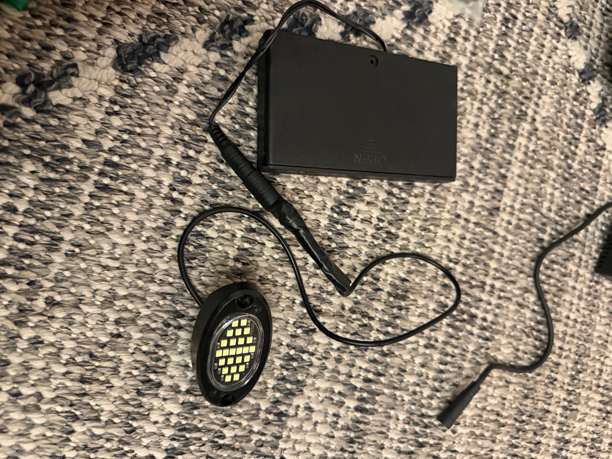 Universal rock light