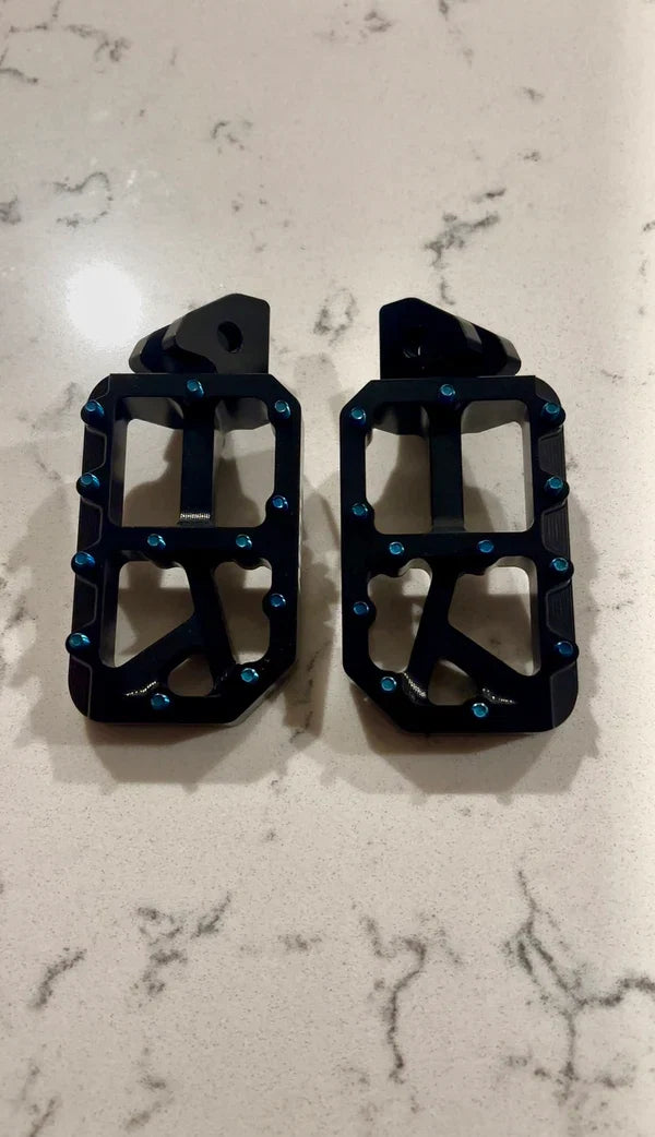 Black Moto Pegs